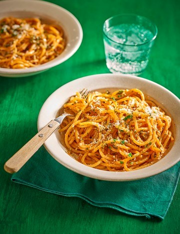 Sriracha , lemon and Parmesan spaghetti