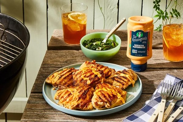 Sriracha mayo-grilled chicken thighs 