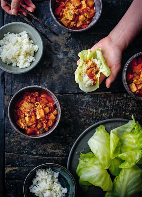 Ssambap with doenjang vegetables (Gang-doenjang ssambap)