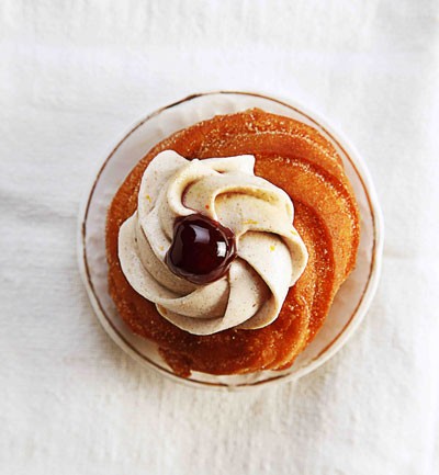 St. Joseph's Day fritters (Zeppole di San Giuseppe)