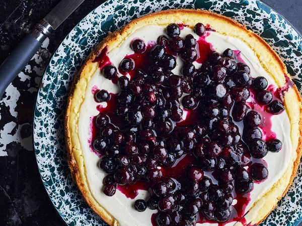 St. Louis-style cheesecake with blueberries