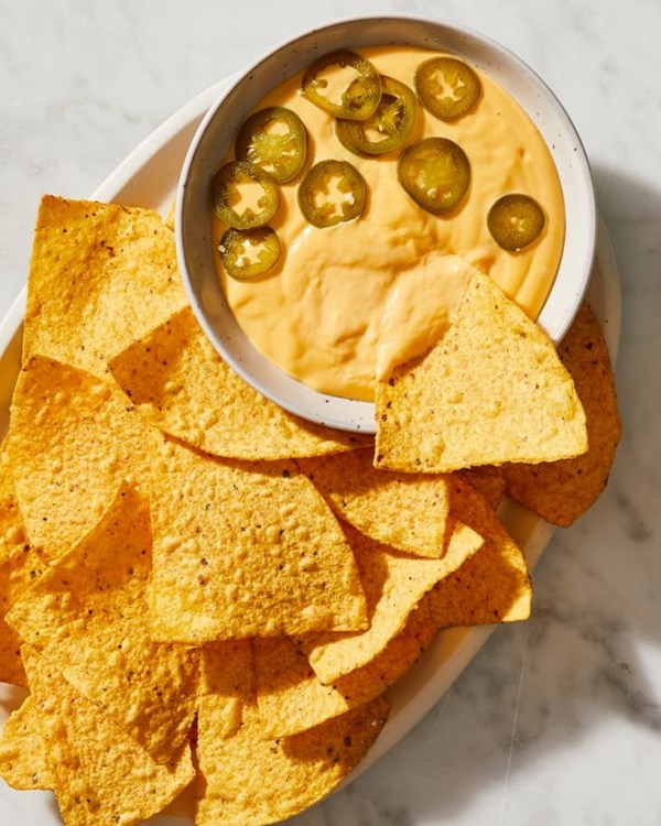 Stadium-style nacho cheese sauce