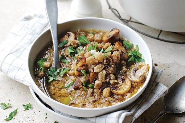 Stale bread soup with fried bone marrow