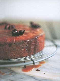 Star anise, almond and clementine cake