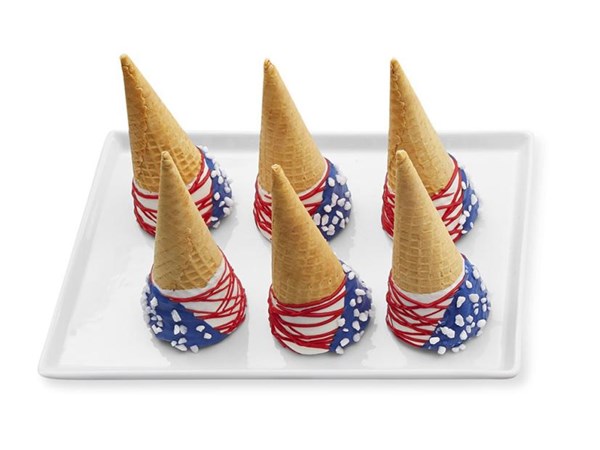 Stars & stripes ice cream cones