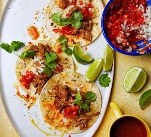 Steak & chilli tacos