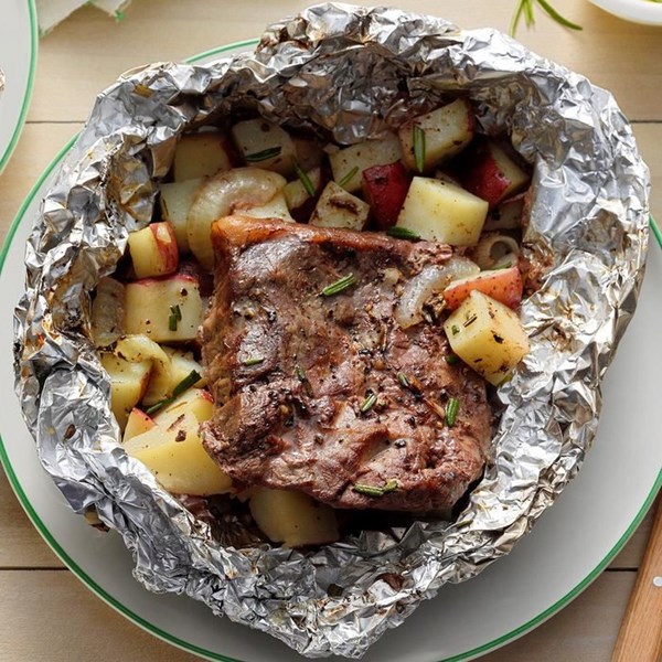 Steak & potato foil packs