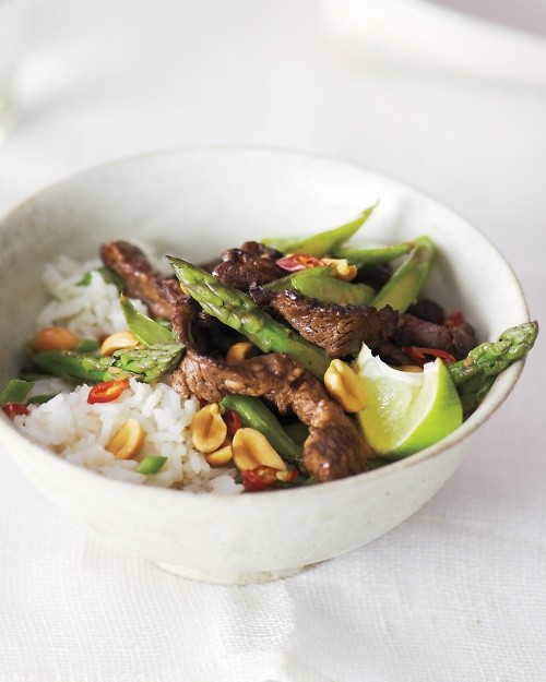 Steak and asparagus stir-fry