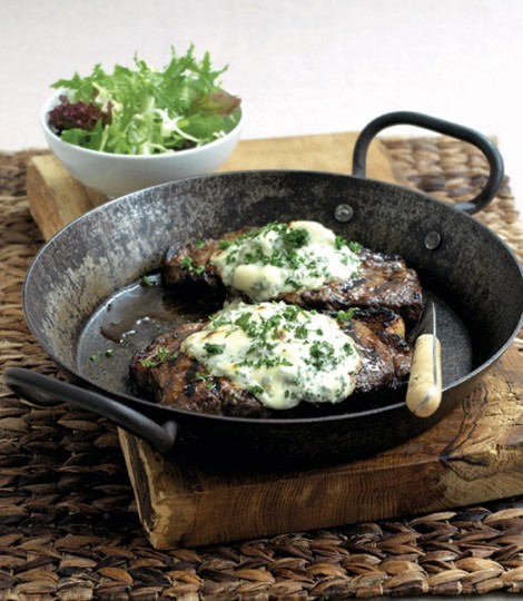 Steak and blue cheese melts