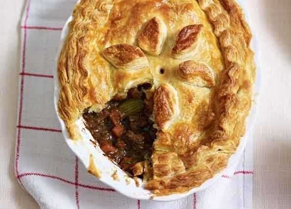 Steak and Guinness pie