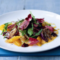 Steak, chicory and orange salad
