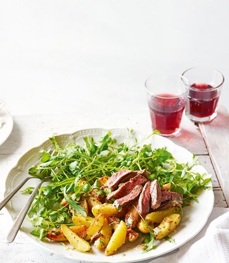 Steak, chips and salad with cheat's Béarnaise dressing
