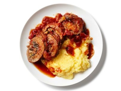 Steak roulade with provolone