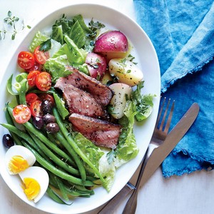 Steak salad Niçoise