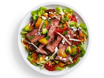 Steak salad with tomato vinaigrette