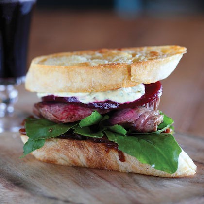 Steak sandwich (with rocket mayonnaise)