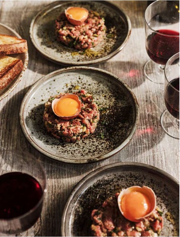 Steak tartare with olives, gherkins & shallots (Tartara di manzo con olive, cetriolini sottaceto e scalogno)