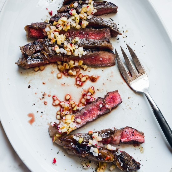 Steak with apple salsa