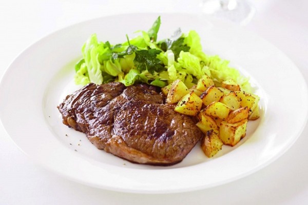 Steak with lemon pepper potatoes