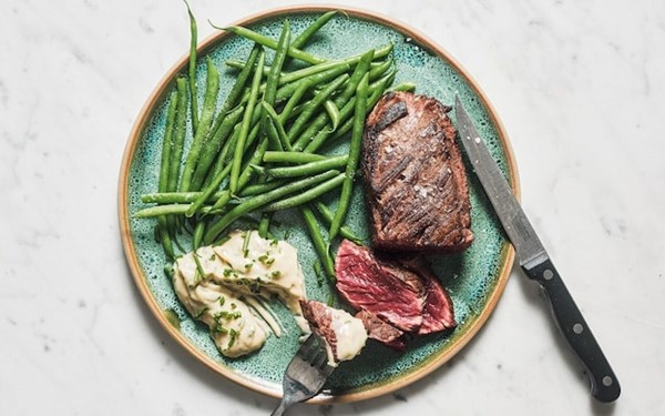 Steak with Sargasso sauce