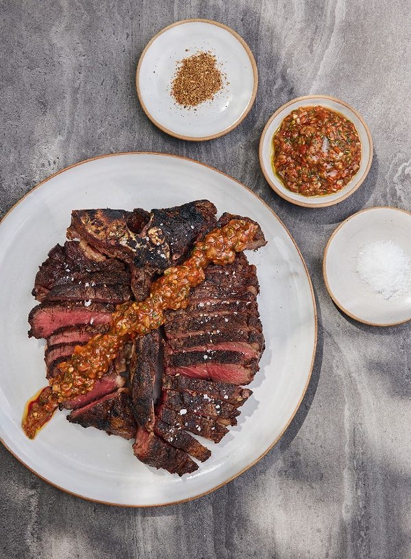 Steak with sauce Bois Boudran