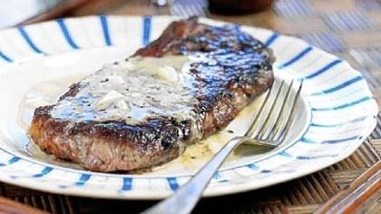 Steak with Spanish blue cheese sauce (Entrecot al queso Cabrales)