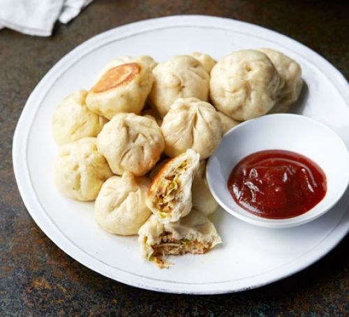 Steam-fried bao buns (Sheng jian bao)