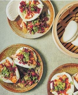 Steamed buns with teriyaki salmon & beetroot salad
