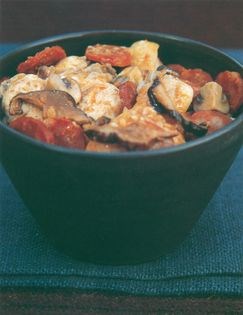 Steamed chicken with Chinese sausage