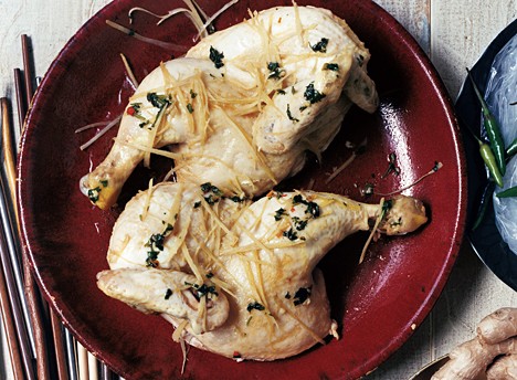 Steamed chicken with Xiao Fan's special sauce