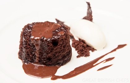 Steamed chocolate sponge puddings with malt ice cream