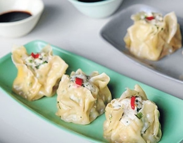 Steamed dumplings