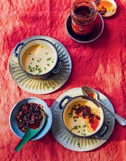 Steamed egg custard with crispy chilli oil (Zheng shui dan)