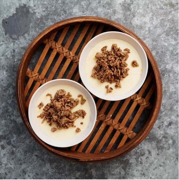 Steamed egg custard with ground pork topping (Saozi zheng dan)