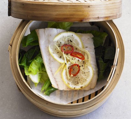 Steamed fish with lemon, ginger and chilli