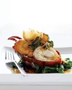 Steamed lobster with garlic-ginger-basil sauce