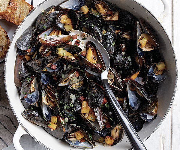 Steamed mussels with crisp chorizo and potatoes