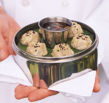 Steamed pork and jícama dumplings
