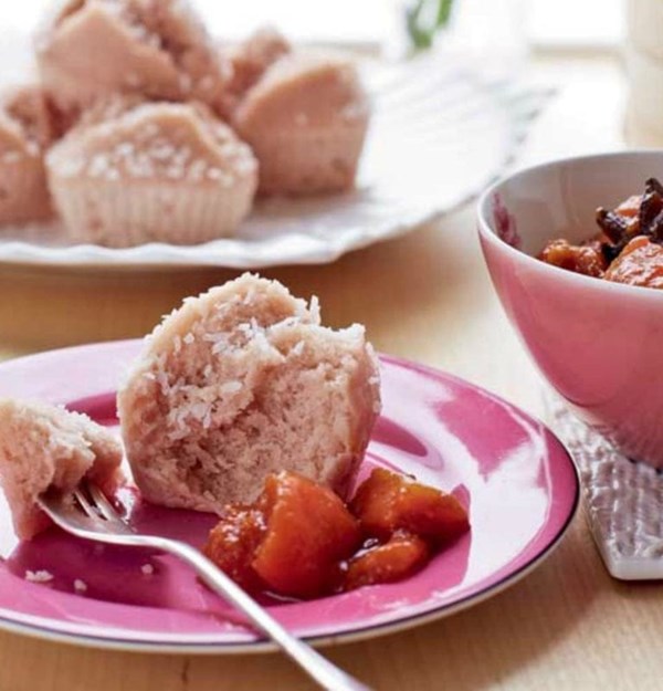 Steamed rice flour cakes with papaya compote (Puto) 