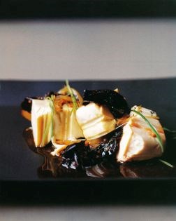 Steamed silken tofu with black vinegar