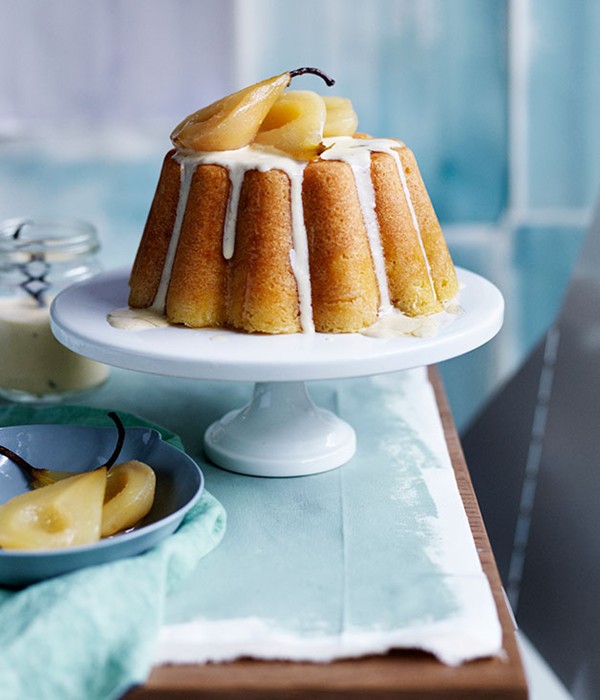 Steamed vanilla pudding with pears and vanilla crème Anglaise