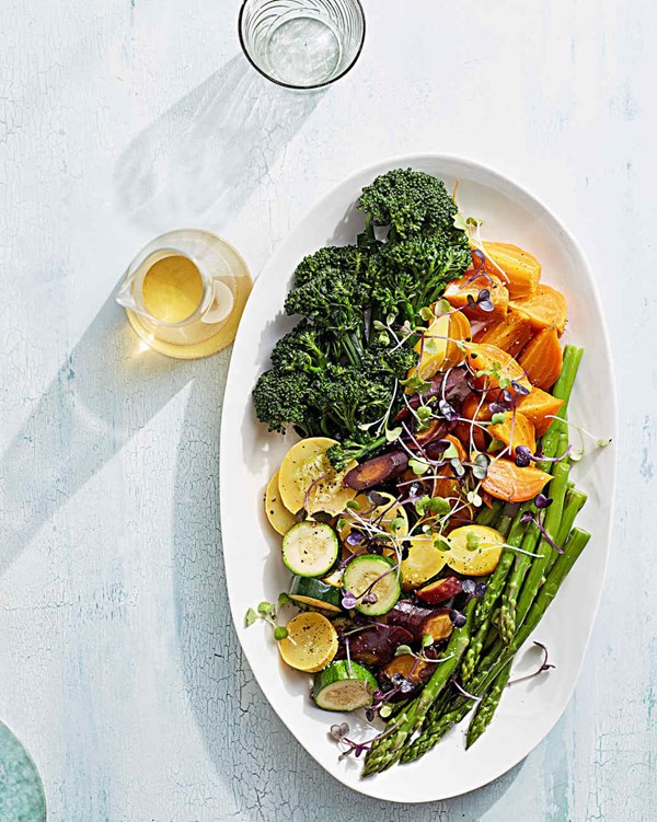Steamed vegetable salad with walnut oil