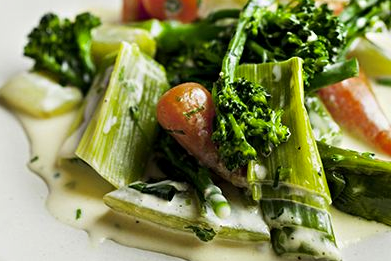 Steamed vegetables, garlic cream sauce