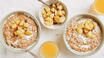Steel-cut oatmeal with caramelized apples