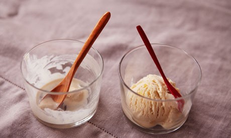 Stem ginger and spice ice-cream