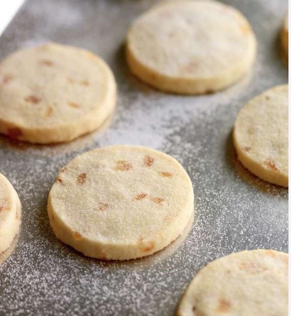 Stem ginger shortbread