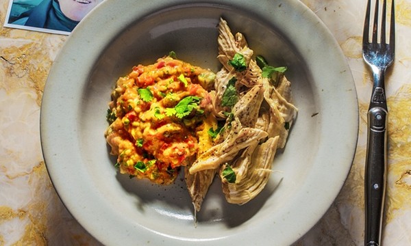 Stewed chicken with peach and tomatillo salsa