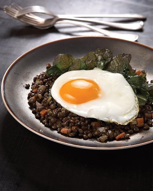 Stewed lentils with mustard greens