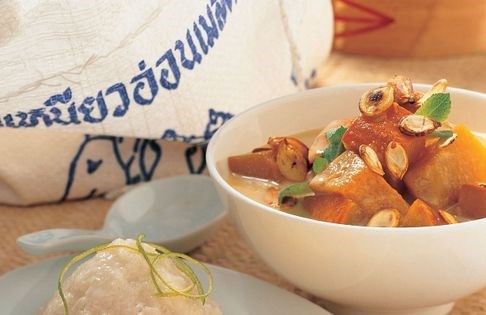 Stewed pumpkin in coconut cream