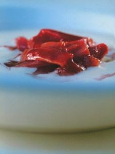Stewed rhubarb with ginger and crème Anglaise